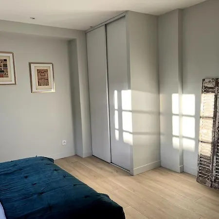 Apartment Duplex 50m2 Renove, Hyper-centre, St Sauveur *