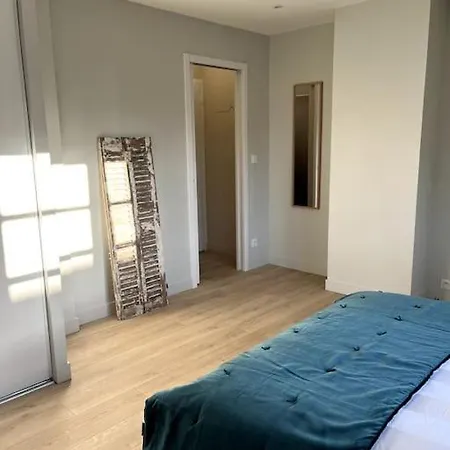 Duplex 50m2 Renove, Hyper-centre, St Sauveur 凯恩